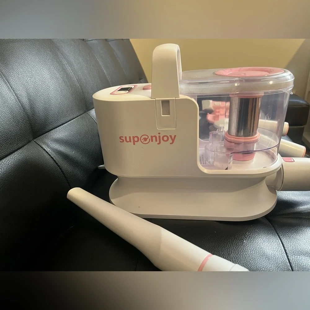 Vacuum for pets and clipper for grooming Dogs and Cats.